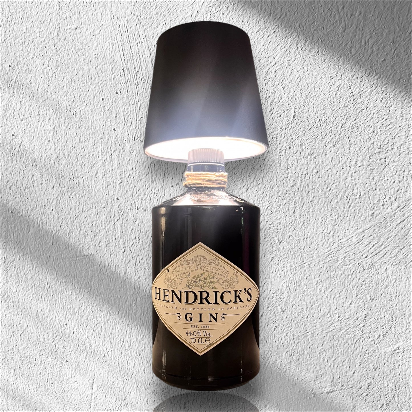 Lampada Hendrick's Gin